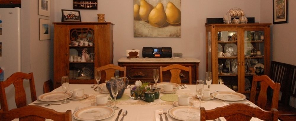 Phoenix House B&B Stettler Buitenkant foto